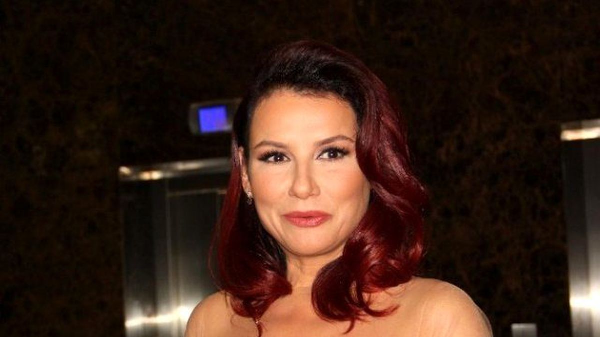 Deniz Seki'den Sanatçı Dostlarına 'Terör' Çağrısı