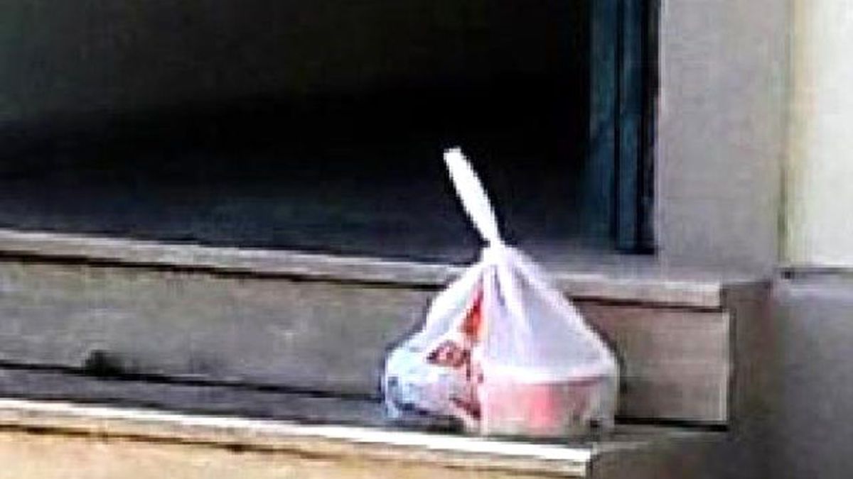 Devrilen Elektrik Sobasından Yangın Çıktı: 2 Ölü
