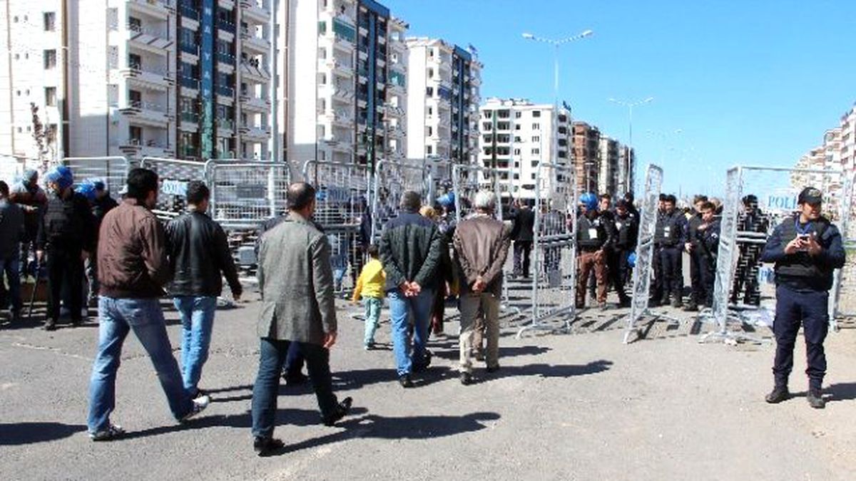 Diyarbakır\'daki Nevruz Etkinliği