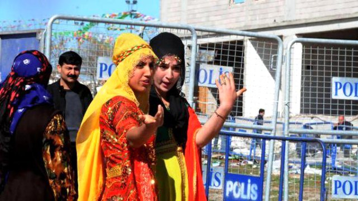 Diyarbakır Nevruz Kutlamasında Sıkı Güvenlik Önlemleri