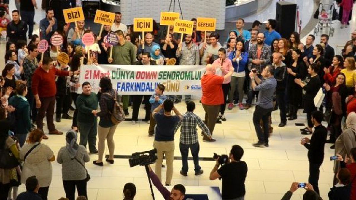Down Sendromlular İçin Zamanı Durdurdular