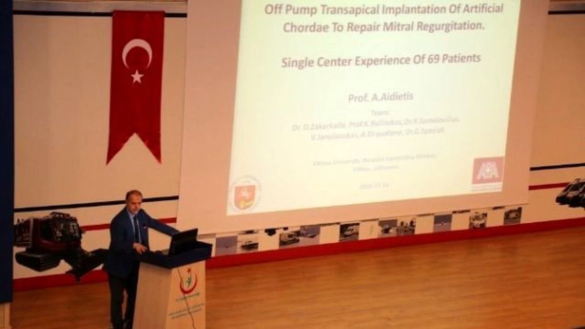 Ebeah Kalp Cerrahları Litvanyalı Ünlü Kalp Cerrahları ile Kalpte Tamirat Yaptı