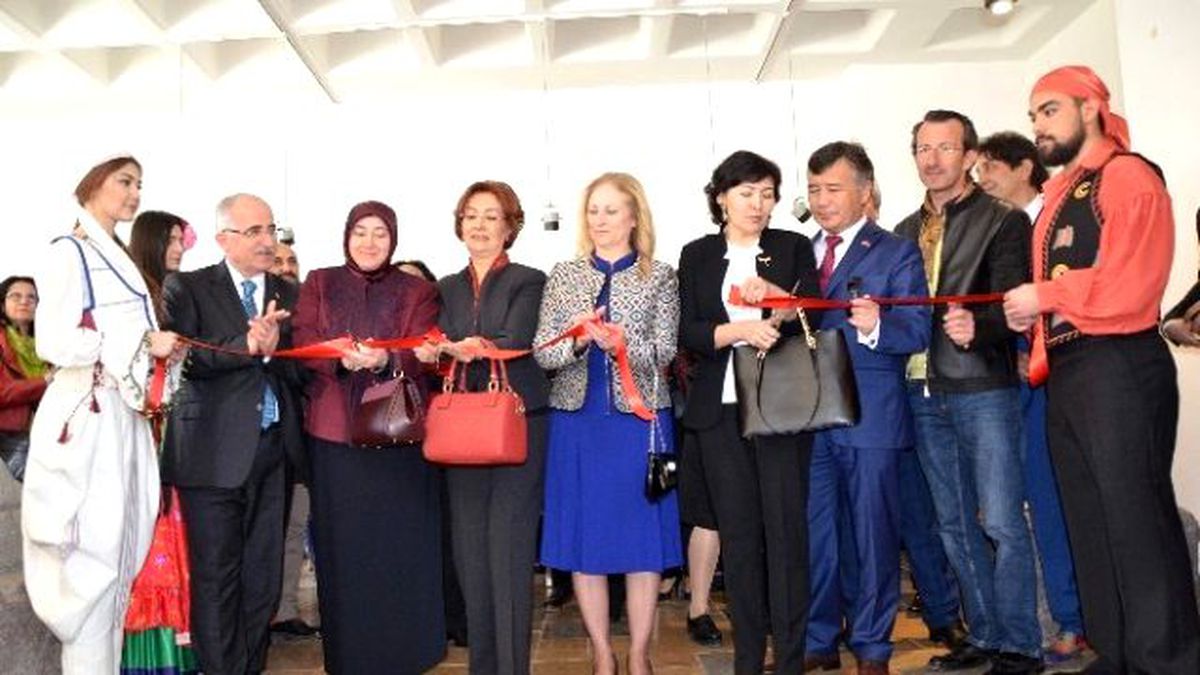 Eti Arkeoloji Müzesi\'nde Defile ve Sergi