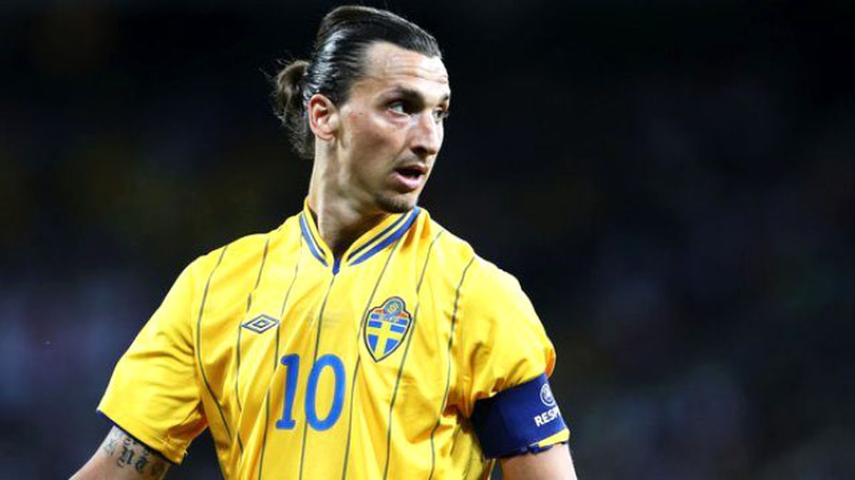 İbrahimovic: Futbol Oynayarak İnsanları Mutlu Edeceğiz