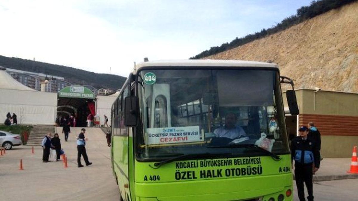 İzmit Belediyesi\'nden Kuruçeşme Pazarı\'na Ücretsiz Ulaşım