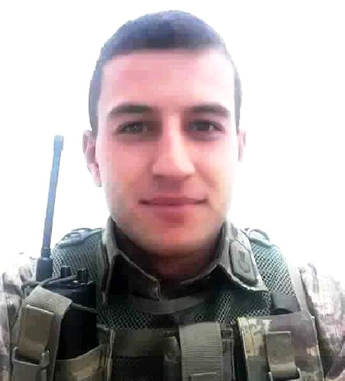 Jandarma Uzman Çavuş Emre Tunca\'nın Baba Evine Ateş Düştü