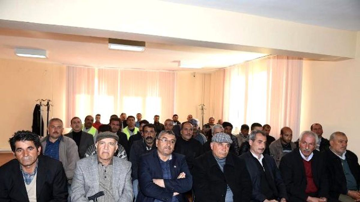 Kale İlçesinde Bilgilendirme Toplantısı Yapıldı