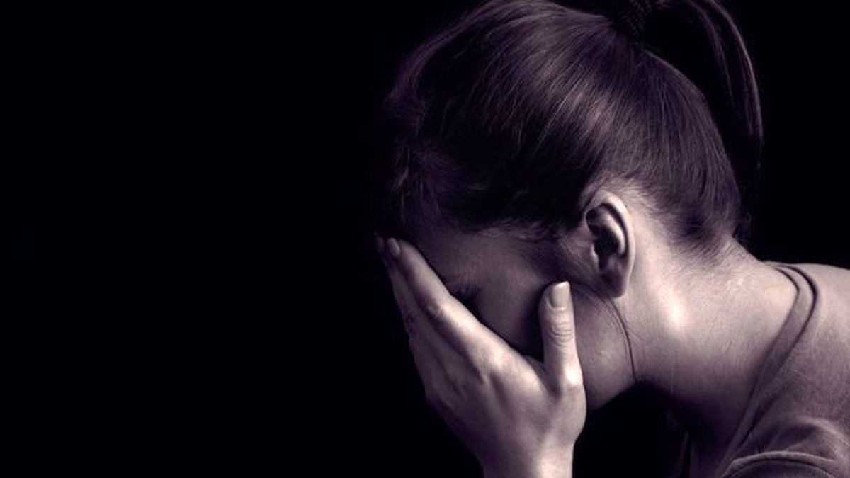 Sahte Polisten Sevgiliye Kırmızı Gecelikli Selfie Şantajı