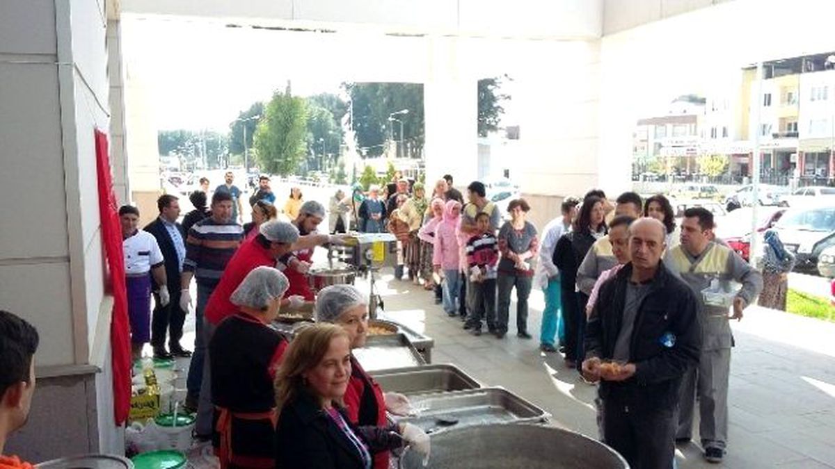 Nazilli Devlet Hastanesi\'nde Lokma Hayrı