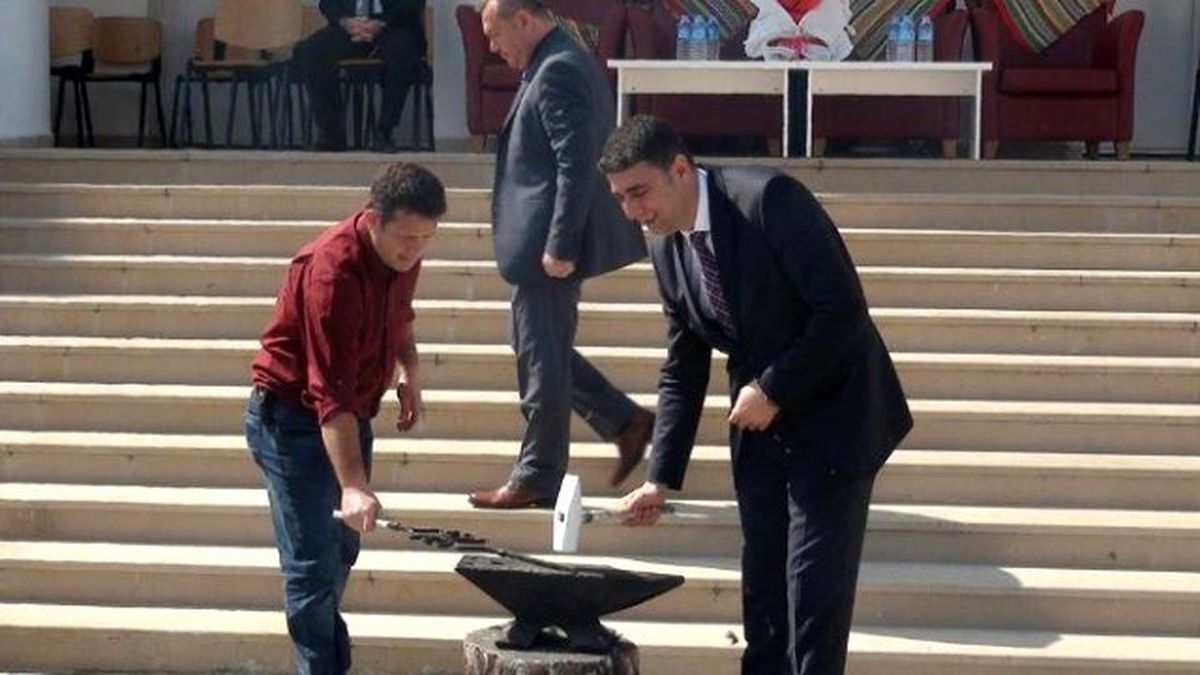 Nevruz Körfez İlçelerinde Kutlandı