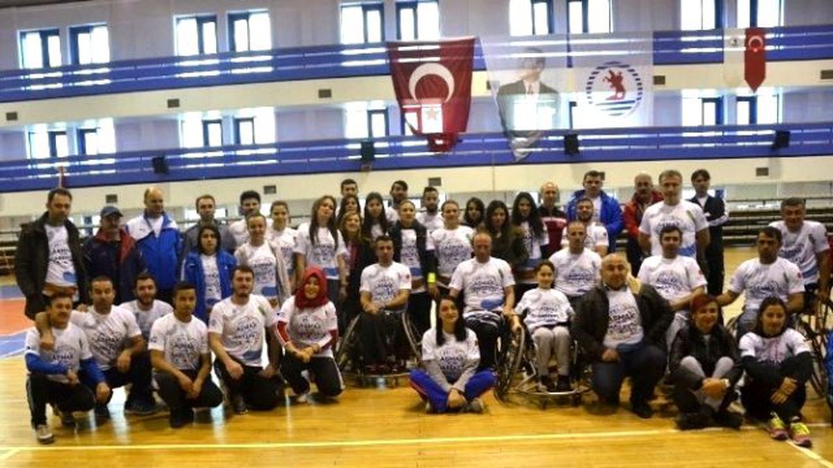 Omü\'de, \'Aşmak İçin Hareket\', Farkındalık Eğitimi Verildi