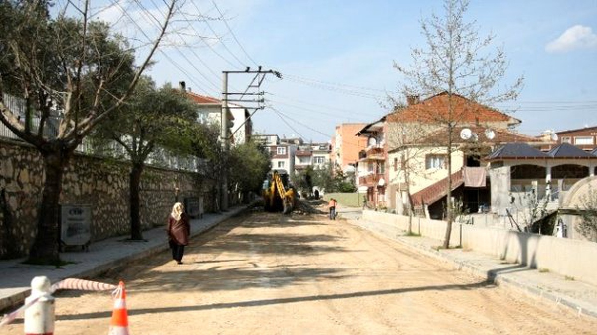 Orhangazi\'de Asfalt Çalışmaları Yeniden Başladı