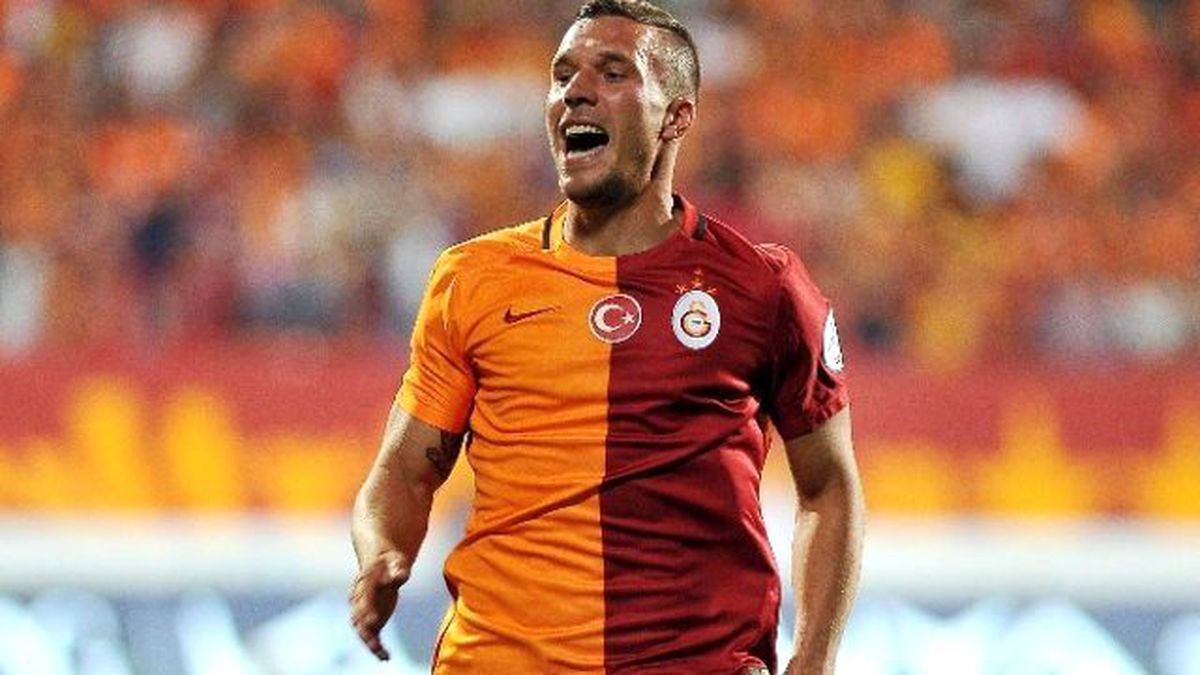 Podolski: Takımdan Ayrılacağımı Söylemedim