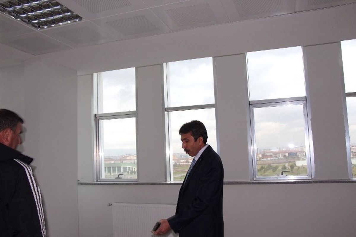 Sgk İl Müdürü Bilal Doğan Yeni Hizmet Binasında İncelemelerde Bulundu
