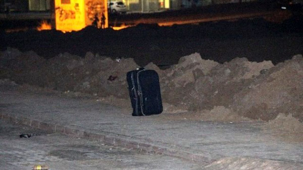 Şüpheli Valiz Polisi Alarma Geçirdi
