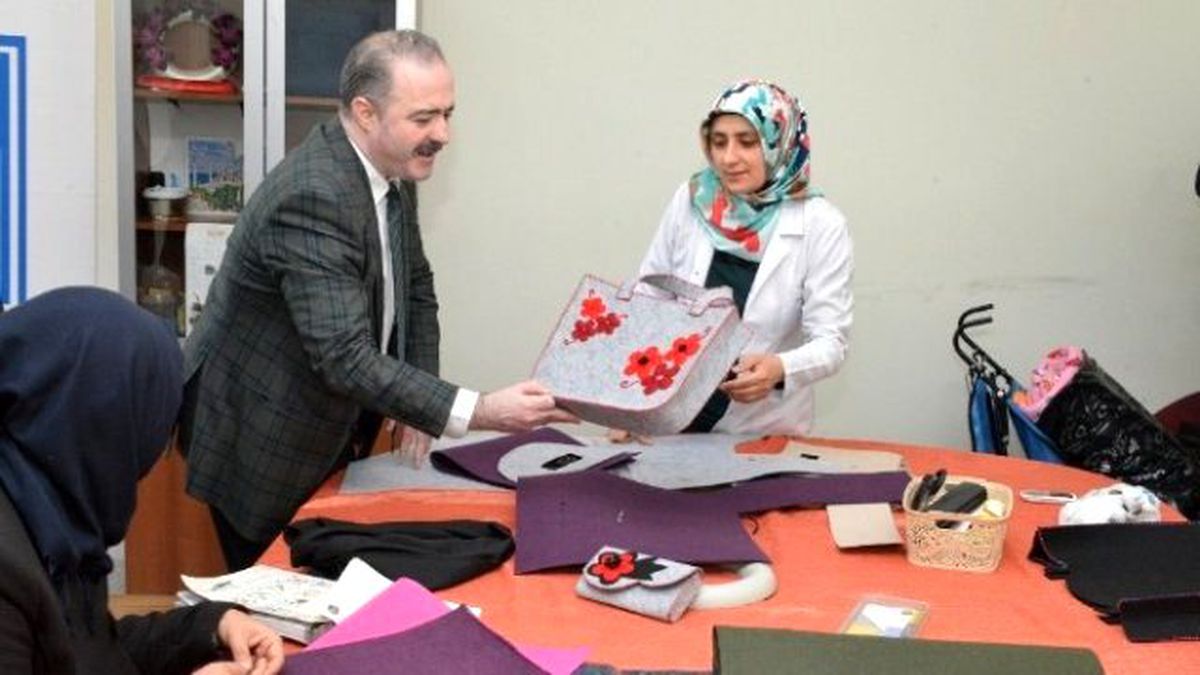 Tuşba Belediyesi'nden Kadınlar İçin Meslek Edindirme Kursları