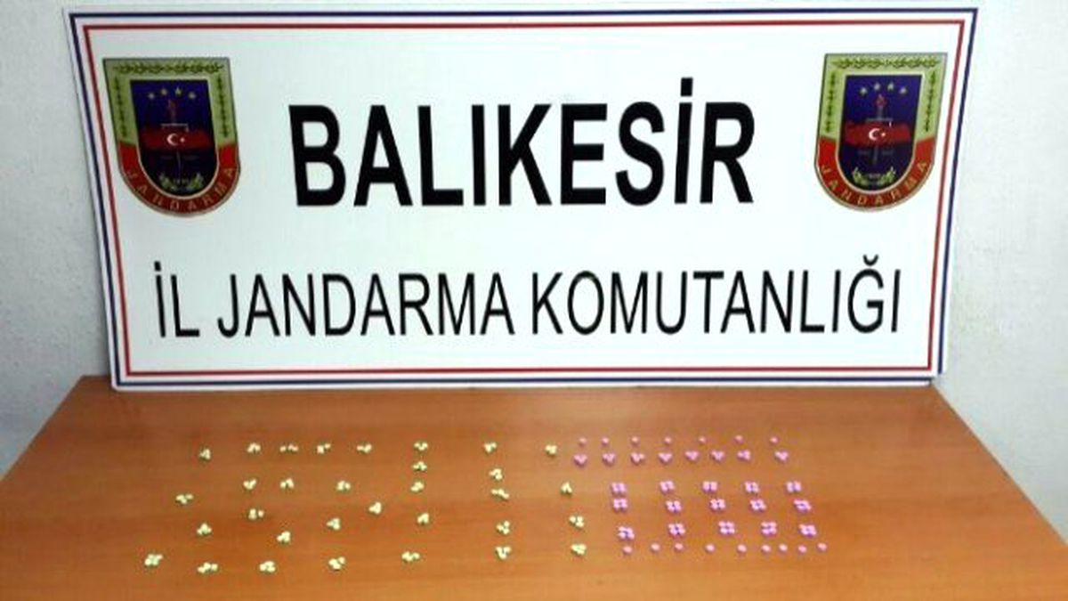 Uyuşturucu Satıcıları Tutuklandı