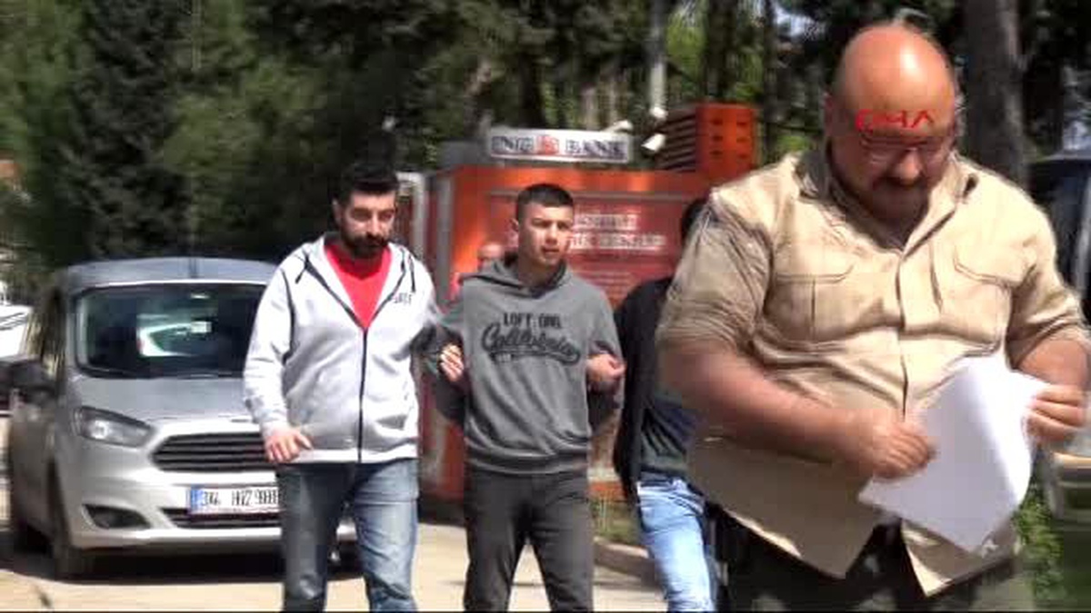 Adana Uyuşturucu Satıcısı Polisi Bıçakladı