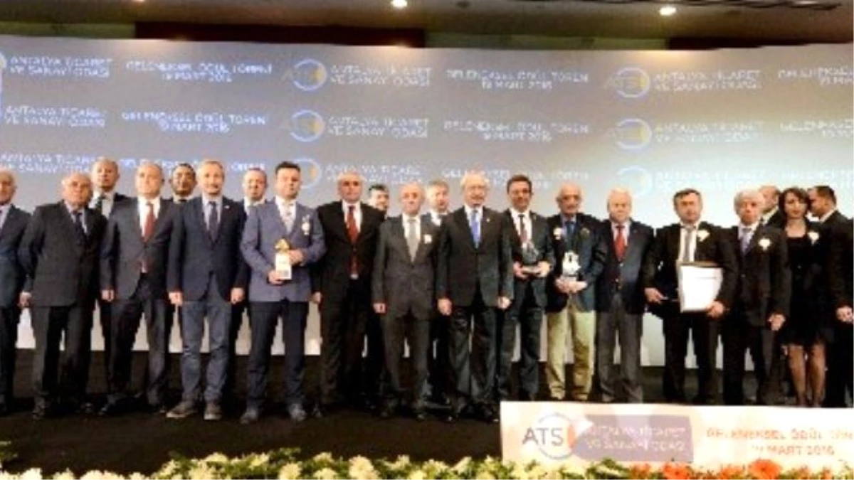 Antalya Ticaret ve Sanayi Odası\'nın (Atso) Geleneksel Ödülleri Verildi