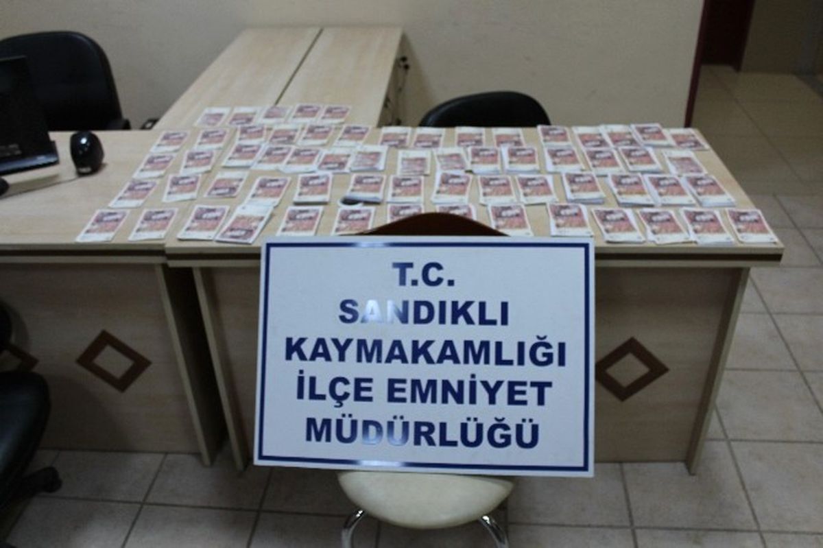 Asker Arkadaşını Sahte İngiliz Sterliniyle Dolandırdı
