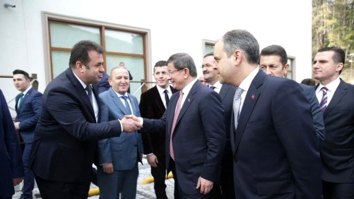 Başbakan Davutoğlu ve Bakan Çağatay Kılıç Kızılcahamam\'da