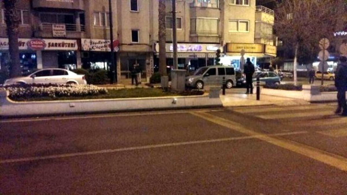 Bıçaklı Saldırgan Korku Dolu Anlar Yaşattı