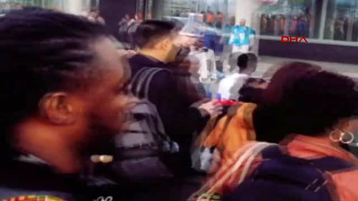 Brüksel Havalimanı\'nda İki Patlama Meydana Geldi