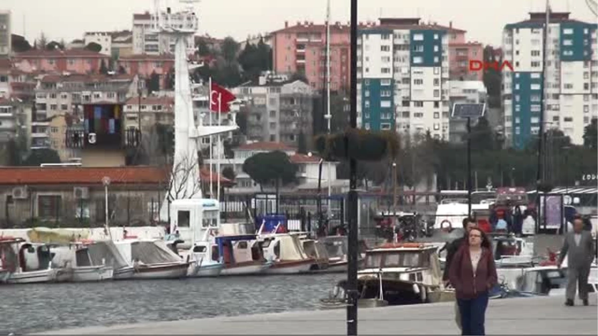 Çanakkale Gökçeada ve Bozcaada\'ya Deniz Ulaşımı Durdu