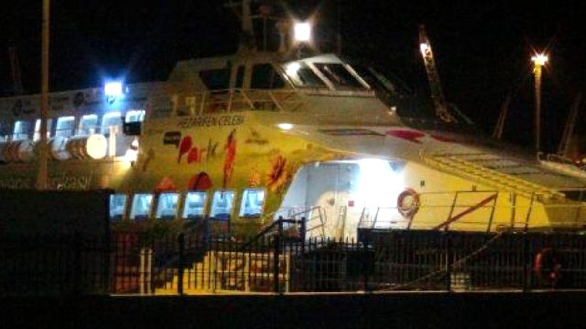 Deniz Otobüsü Fırtınaya Yakalandı