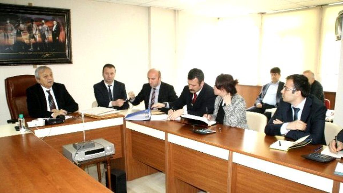 Devrek Belediyesi\'nin Otopark İhalesi Yapıldı