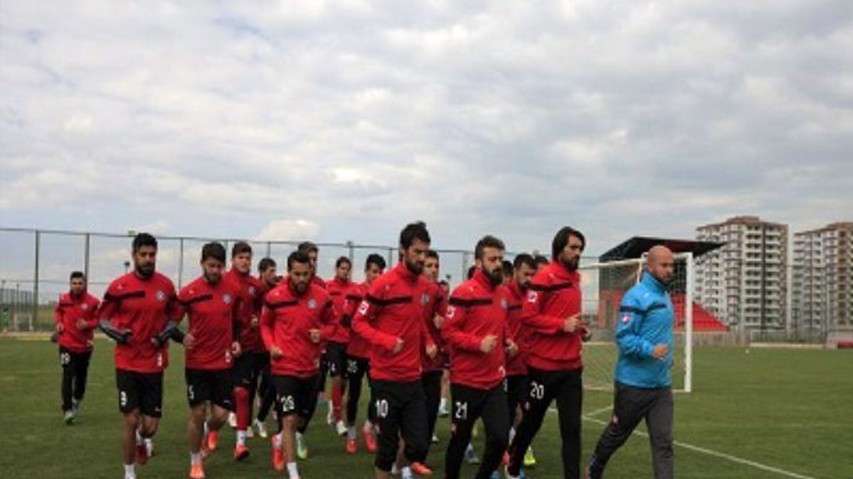 Dikkatler Tepecik Maçına Yöneldi