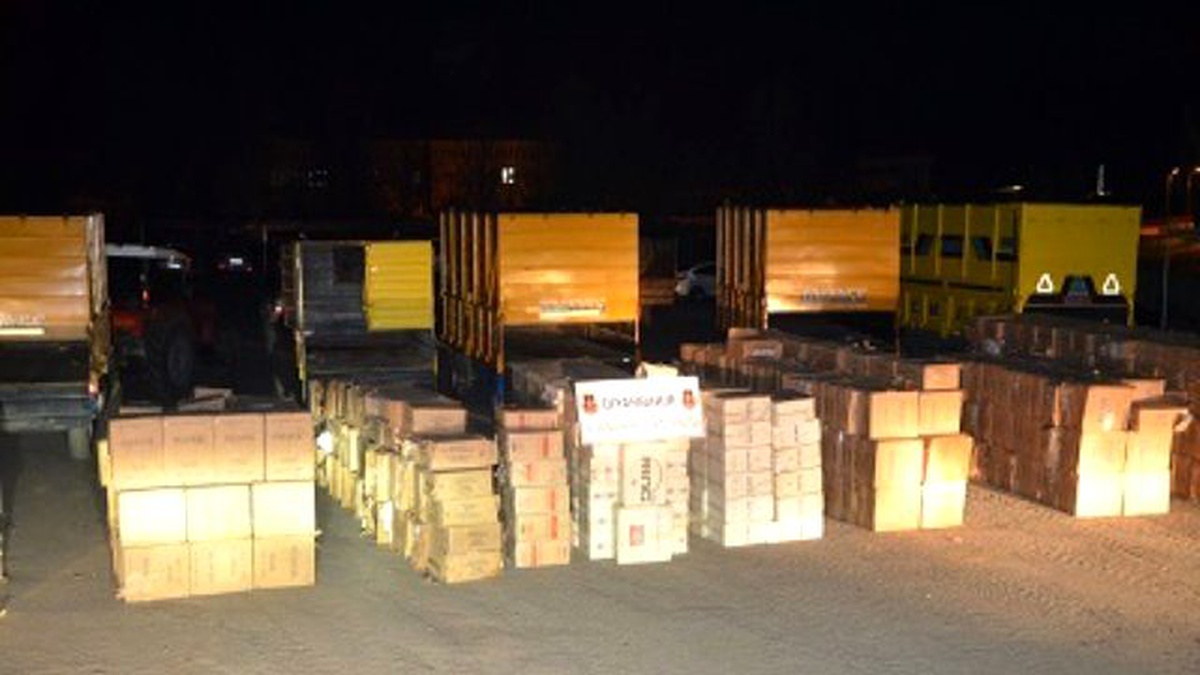 Diyarbakır\'da 4 Milyon TL\'lik Kaçak Sigara Ele Geçirildi