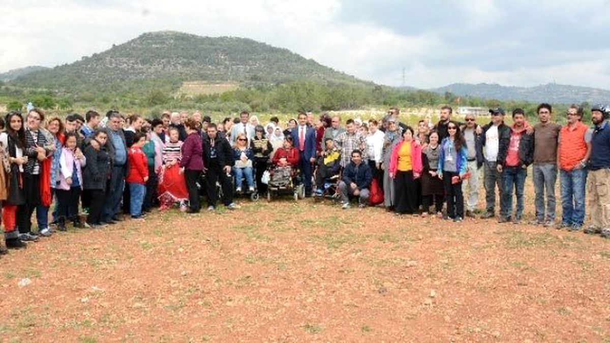 Down Sendromlu Çocuklar Gökyüzünden Mesajı Verdi