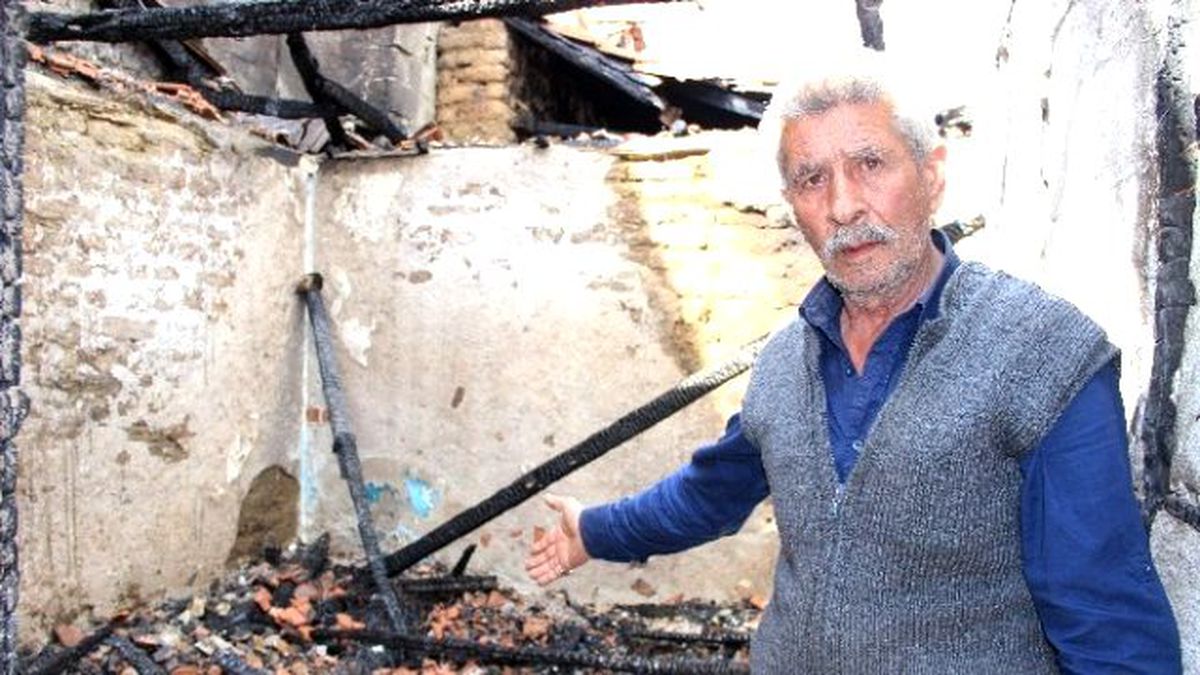 Edremit\'te İki Ev Alevlere Teslim Oldu