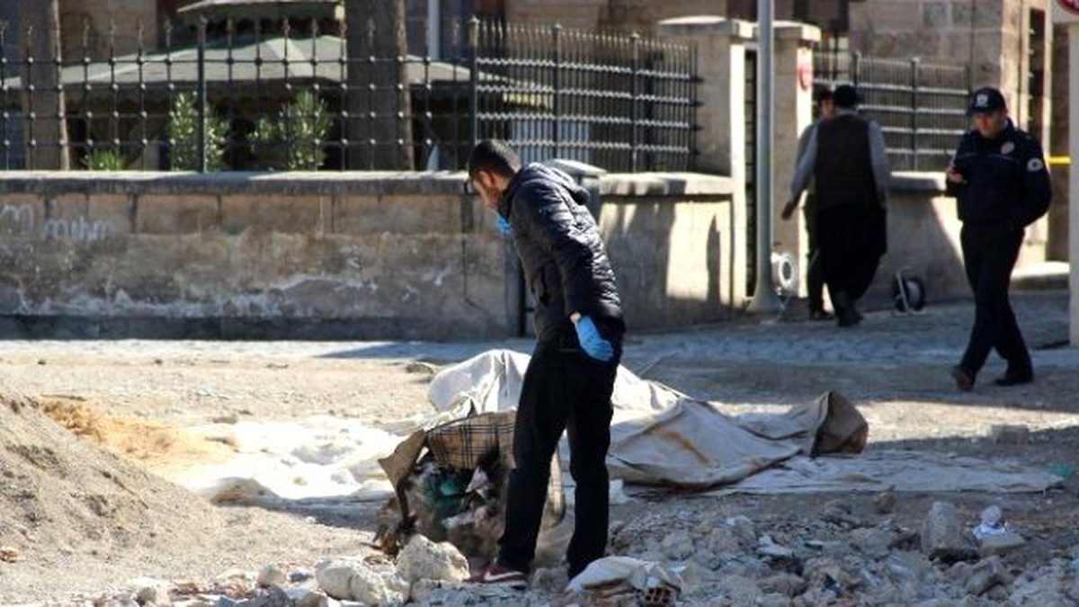 Gaziantep\'te Şüpheli Valiz Emniyeti Alarma Geçirdi