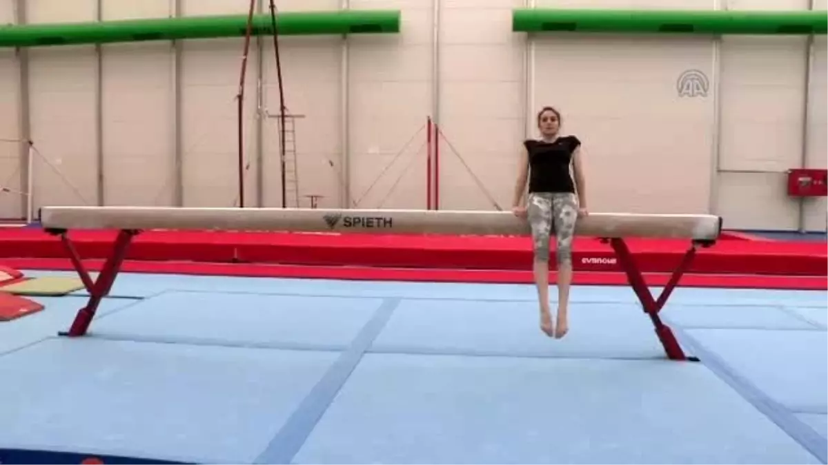 Göksu Cimnastiğe Minik Lina ile Döndü