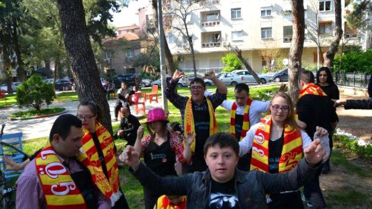 Göztepe Down Kafe\'de