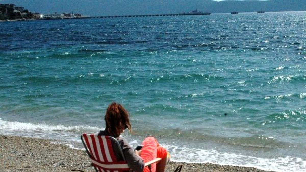 Güneşi Gören Sahile Koştu