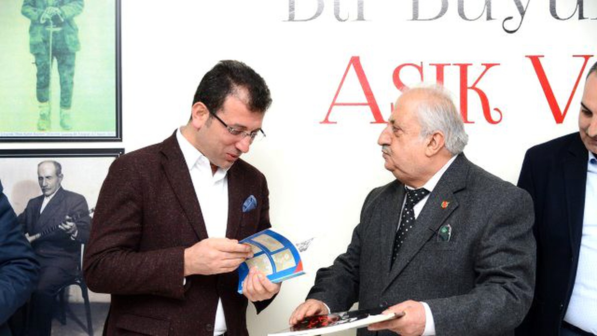 İlk Kez Sergilenen Fotoğrafları İle Aşık Veysel Beylikdüzü\'nde