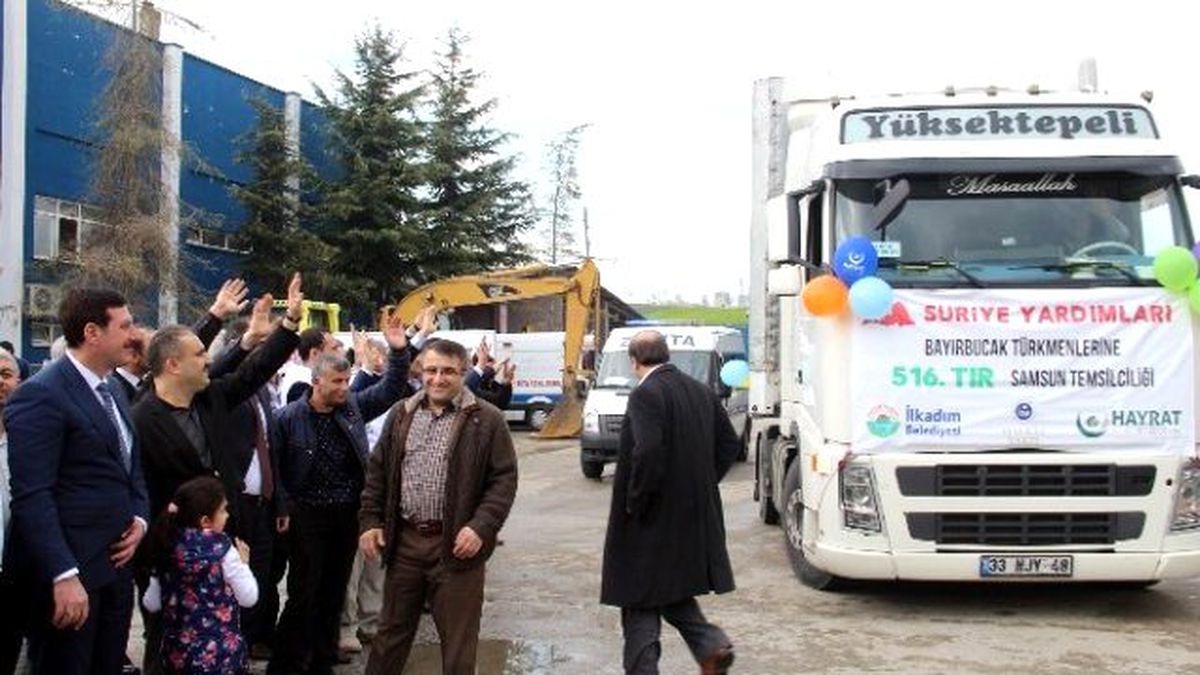 İlkadım Belediyesi\'nden Bayır Bucak\'a 5 Tır Dolusu Yardım