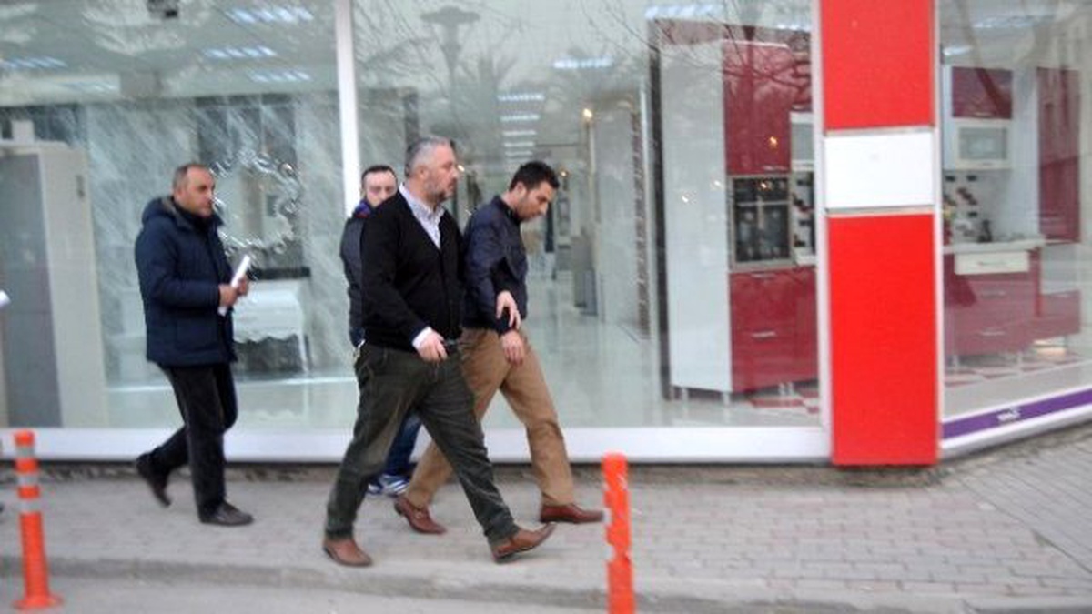 İnsan Kaçakçıları Gemlik\'te Yakayı Ele Verdi