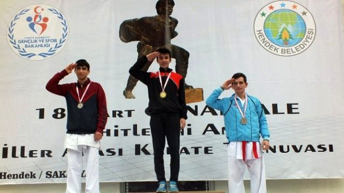 Kağıtsporlu Karateciler, Şehitleri İçin Tatamiye Çıktı