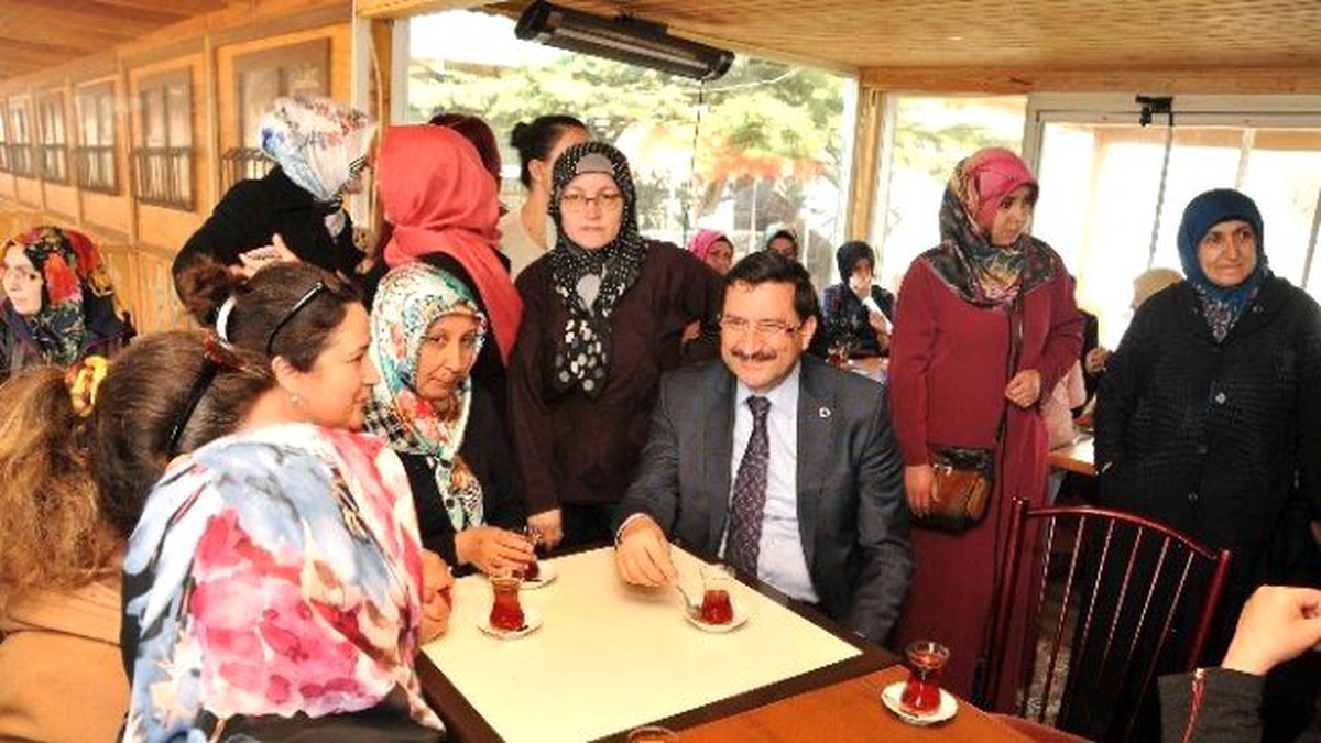 Keçiörenli Hanımlar Teröre İnat Sokağına Sahip Çıkıyor