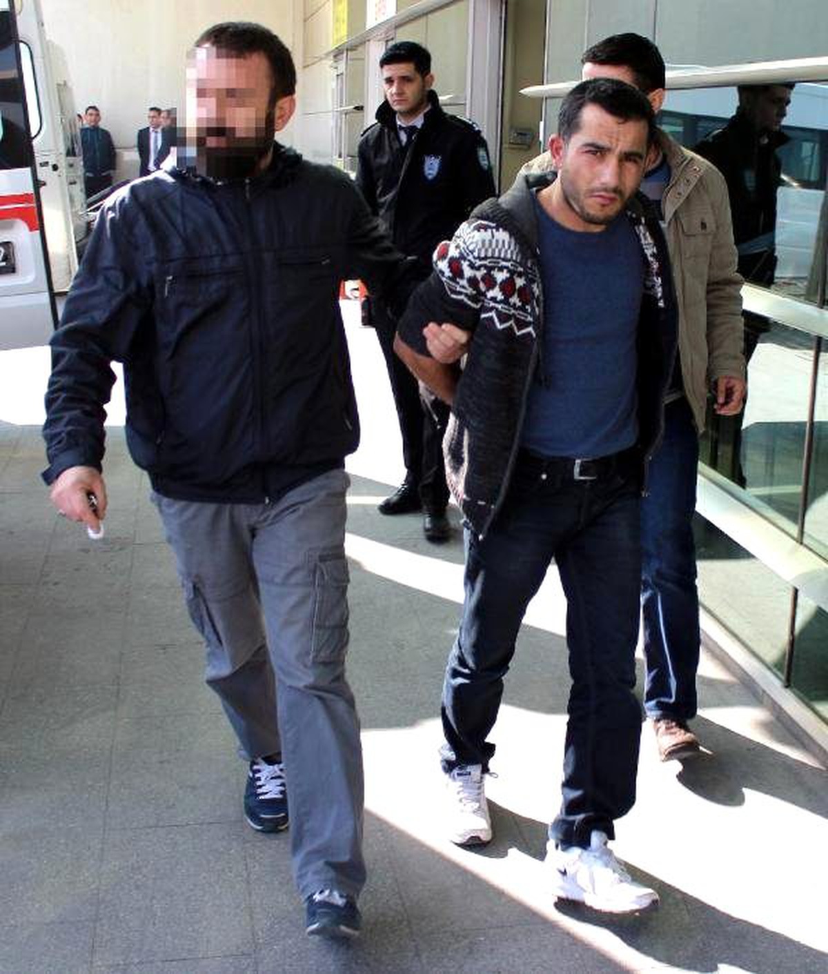 Kentte Uyuşturucu Satıcılarına Operasyon: 4 Gözaltı