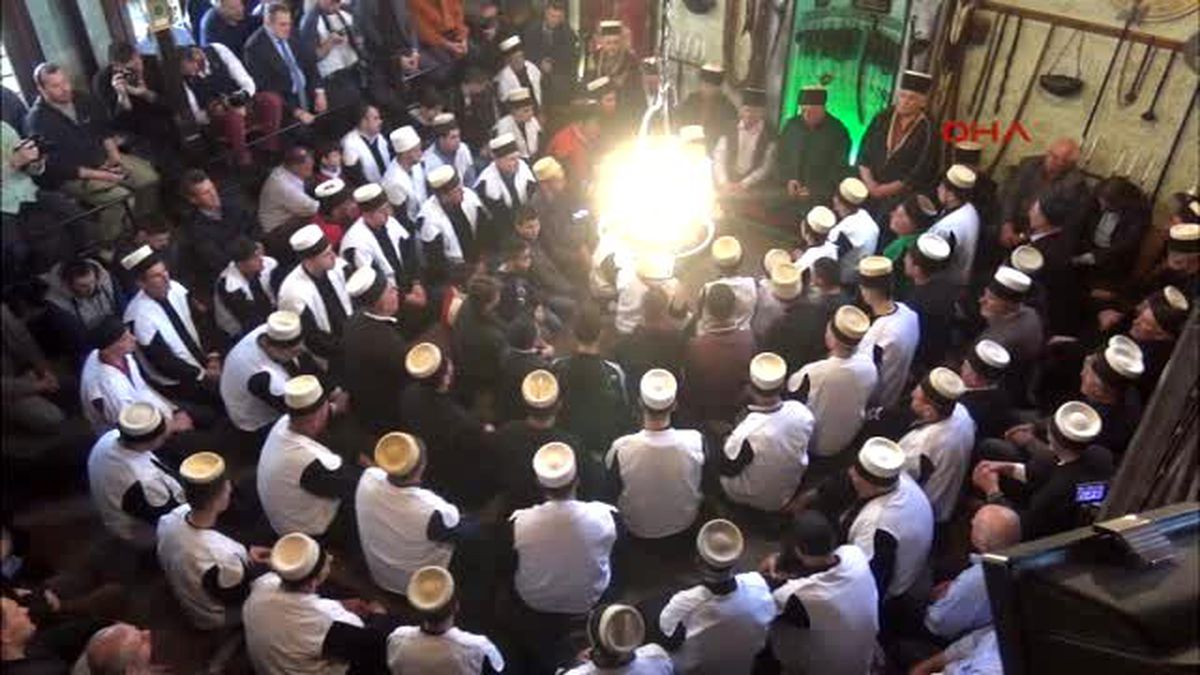 Kosova\'daki Tekkelerde Nevruz Coşkusu