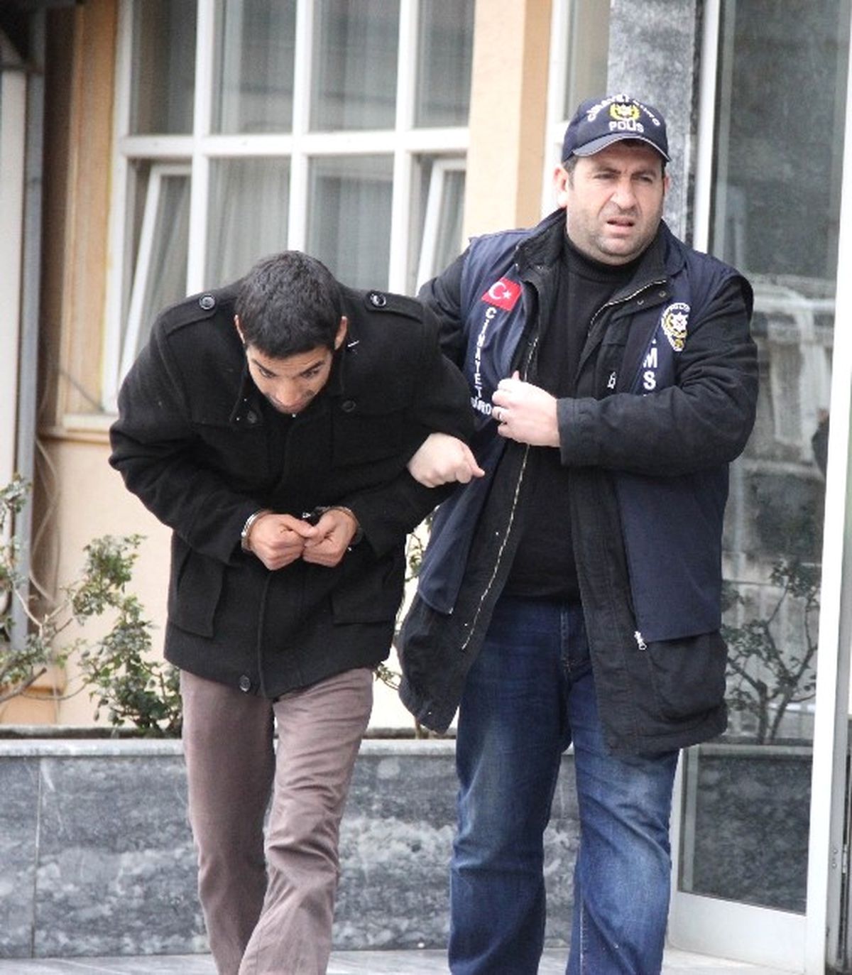 Parkta Sert Cisimle Öldürme Davasında Karar