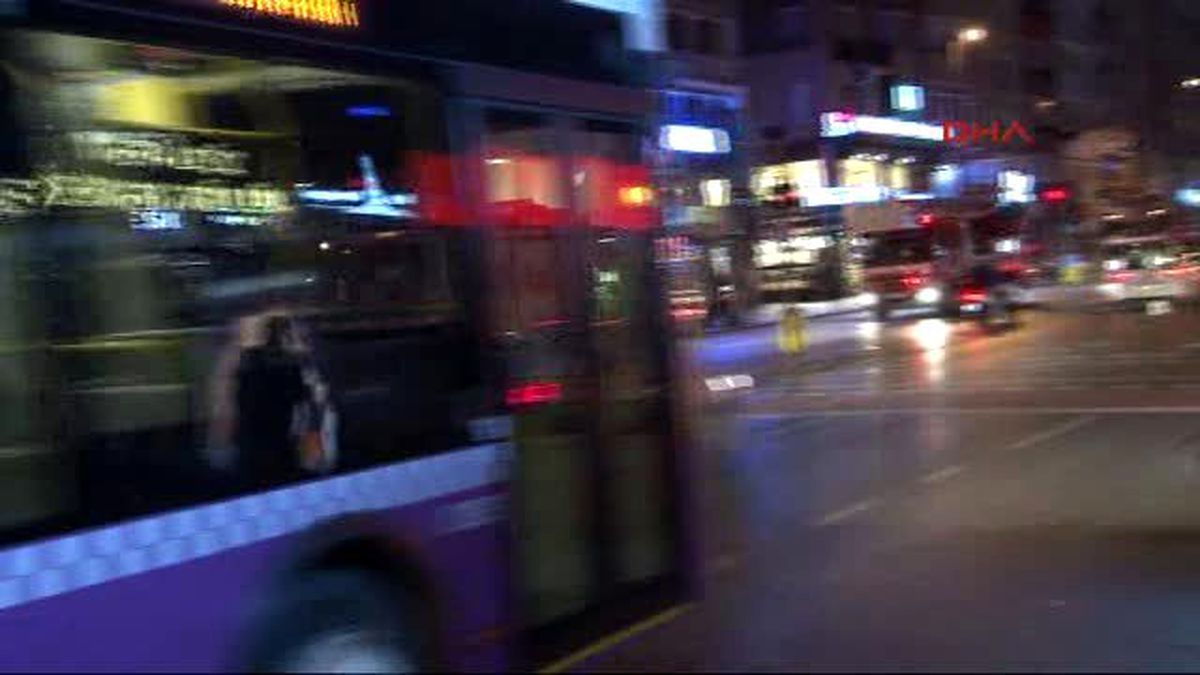 Şişli\'de İş Merkezi\'nde Yangın
