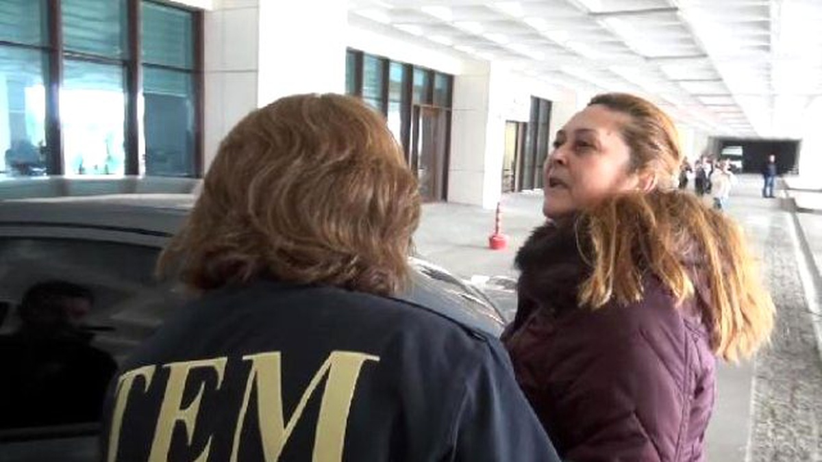Sosyal Medyada \'Canlı Bomba\' Paylaşımı Yapan Kadın Gözaltına Alındı