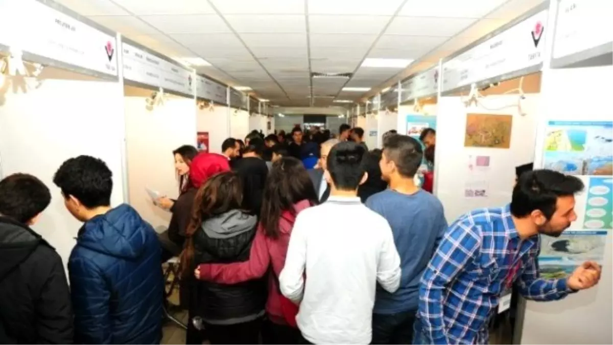 Tübitak 47. Araştırma Projeleri Yarışması Van Bölge Sergisi Açıldı