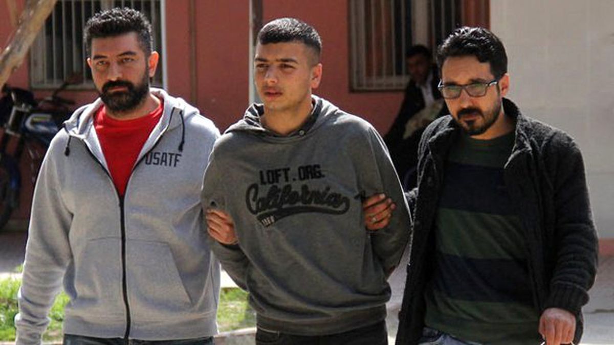 Uyuşturucu Operasyonunda Polisi Bıçakladı, "Olay Yerinde Değildim" Dedi